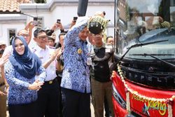 BRT Transjateng Semarang-Kendal Diluncurkan, Pelajar Cukup Bayar Rp2.000
