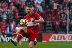 Perjalanan Karier Bastian Schweinsteiger, Paket Lengkap Gelandang