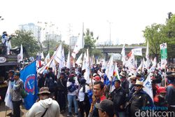 Demo Besar-Besaran Gedung DPR, Buruh Bawa 3 Tuntutan Ini