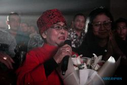 Profil Waldjinah, Penyanyi Keroncong Asal Solo yang Terkenal hingga Mancanegara