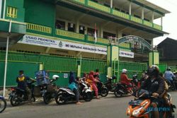 Mendikbud Pendiri Gojek, Madrasah di Semarang Bayar Sekolah Pakai Gopay
