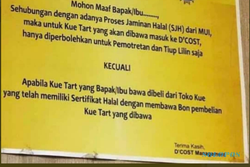 Restoran D'Cost Larang Kue Ultah Tanpa Label Halal, Netizen Salahkan MUI