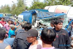 Kecelakaan Karambol di Tegal, Truk Vs Truk hingga Berputar Arah