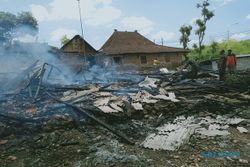 Diduga Korsleting Listrik, 1 Rumah di Giriwoyo Wonogiri Ludes Terbakar