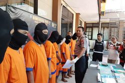 Polresta Probolinggo Ringkus 4 Pengedar Sabu-Sabu dan 3 Pengedar Obat Keras