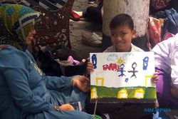 Anak Berkebutuhan Khusus Banyumas Unjuk Bakat Melukis di SNAF 2019