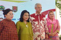 Di Kota Lama Semarang, Menteri PPPA Buka Pameran Hari Ibu