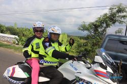 Bonceng Istri dengan Moge BMW, Kapolda Jateng Cek Jalur Selatan