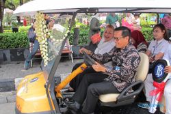 BI Sumbang Mobil Golf untuk Kota Lama Semarang