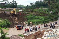 Mobdin Jeep Rubicon Gagal Seberangi Sungai, Bupati Karanganyar Diminta Kursus Off Road