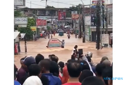 Video Viral: Tangguh! Angkot Isuzu Panther Terobos Banjir Tanpa Mogok
