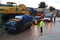 Banjir Bandang Landa Pati, Polisi Sibuk Amankan Jalur Pantura