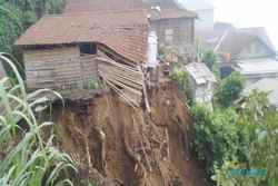 Setelah Tertimpa Pohon Tumbang, Dapur Warga Boyolali Ini Juga Terancam Longsor