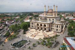 Megah! Ada Mihrab Setinggi 10 Meter di Masjid Agung Al Aqsha Klaten