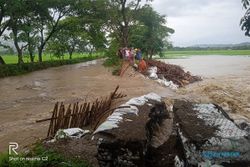 Tanggul Sungai Gamping Klaten Jebol, Kades: Harusnya Dibangun Permanen