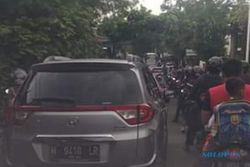 Macet Parah, Netizen Tuntut Traffic Light di Meteseh Semarang