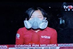 Geramnya Dokter Tirta Lihat Reporter TV Pakai Respirator Saat Live