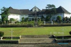 THE Rilis Daftar 10 Universitas Terbaik di Indonesia, Dari Jateng Cuma Satu