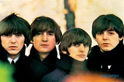 Wow! Koleksi Memorabilia The Beatles Laku Terjual Rp7,6  Miliar