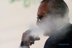 Menkeu Sebut Konsumsi Rokok Bebani BPJS Kesehatan Hingga Rp15,6 Triliun