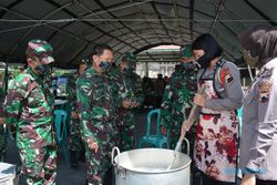 Danrem 074/Warastratama Tinjau Kesiapan Dapur Lapangan TNI-Polri