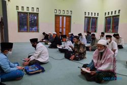 Peringati Nuzulul Quran, Pemkab Karanganyar Gelar Pengajian Virtual