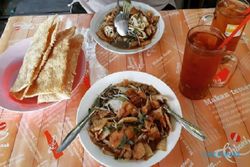 Mi Kopyok Karya Kuliner Sederhana Khas Semarang
