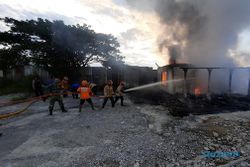 Kebakaran Ludeskan Bangunan Berisi Ribuan Liter BBM di Bangak Boyolali, 1 Orang Terluka