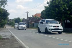 Mobil Pelat Jakarta hingga Bali Berseliweran di Jalanan Sragen, Polisi Kecolongan?