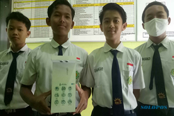 4 Siswa SMP di Sragen Ini Ciptakan Hand Sanitizer Otomatis, Kalau Pakai Nggak Perlu Disentuh