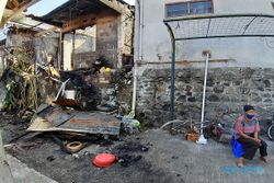 Ditinggal Cari Rongsokan, Rumah Pemulung Hangus Terbakar Tanpa Sisa