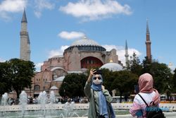 Riwayat Hagia Sophia: Dari Gereja Kontantinopel Hingga Kembali Jadi Masjid