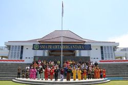 SMA Pradita Dirgantara Beri Beasiswa Anak Kru KRI Nanggala-402