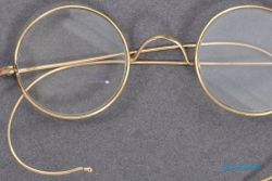 Kacamata Pertama Mahatma Gandhi Ditemukan, Harganya Bisa Bikin Serangan Jantung