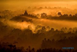 Wow! Cantiknya Candi Borobudur saat Sunrise dari Punthuk Setumbu