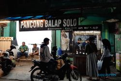 Pancong Balap Hadir di Solo, Pelanggan Bilang Murah, Enak, Kenyang