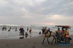 Sempat Ditutup, Pantai Parangtritis Buka Kembali di Akhir Pekan