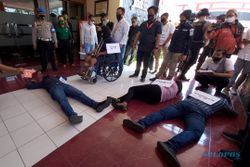 2 Bulan Berlalu Kasus Pembunuhan Sekeluarga di Baki Sukoharjo Belum Disidangkan