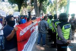 Menolak KAMI, Puluhan Orang Demo di DPRD Grobogan