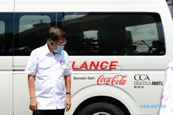 Dukung Penanganan Pandemi Covid-19, Coca-Cola Serahkan Bantuan Satu Unit Ambulans kepada PMI