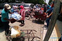 Pindahan Pedagang Pasar Klewer, Angkut Dulu Ongkos Belakangan