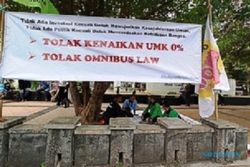 Tolak Omnibus Law & UMK 0%, Buruh Semarang Buka Tenda Perjuangan
