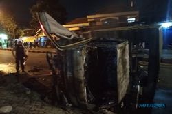 Duh, Truk Satpol PP Sukoharjo yang Dibakar Saat Demo Biasa untuk Penertiban PKL dan Reklame Liar