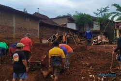 Inspiratif! Kelompok Warga Bakalan Wetan Wonogiri Galang Dana Untuk Renovasi Rumah Tak Layak Huni