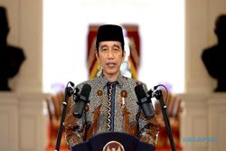 Jokowi Minta Bantuan Muhammadiyah Tangkal Hoaks Vaksin Corona