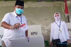 Ke TPS Jalan Kaki, Cabup Klaten One Krisnata Ingin Raih 300.000 Suara Lebih