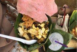 Kuliner Botok Bukur – Sega Plontang Khas Sangiran Sragen, Gurih Nyoi!