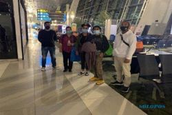 Kristen Gray Dideportasi Via Bandara Soekarno-Hatta