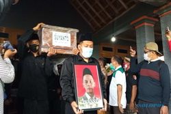 Ratusan Kader Pagar Nusa Sragen Ikut Antar Jenazah Korban Tragedi Sriwijaya Air ke Permakaman