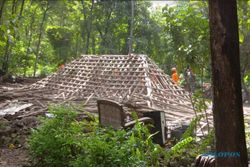 Hujan Deras dan Angin, Rumah Janda Tua di Bulu Sukoharjo Ambruk